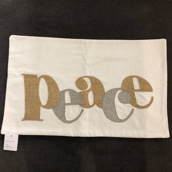 Pottery Barn Winter Peace Lumbar Pillow Cover - Picture 5 of 10